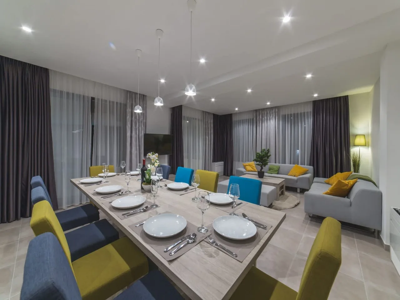 Moderne Strandvilla mit Pool und Fitnessraum, Foto 4