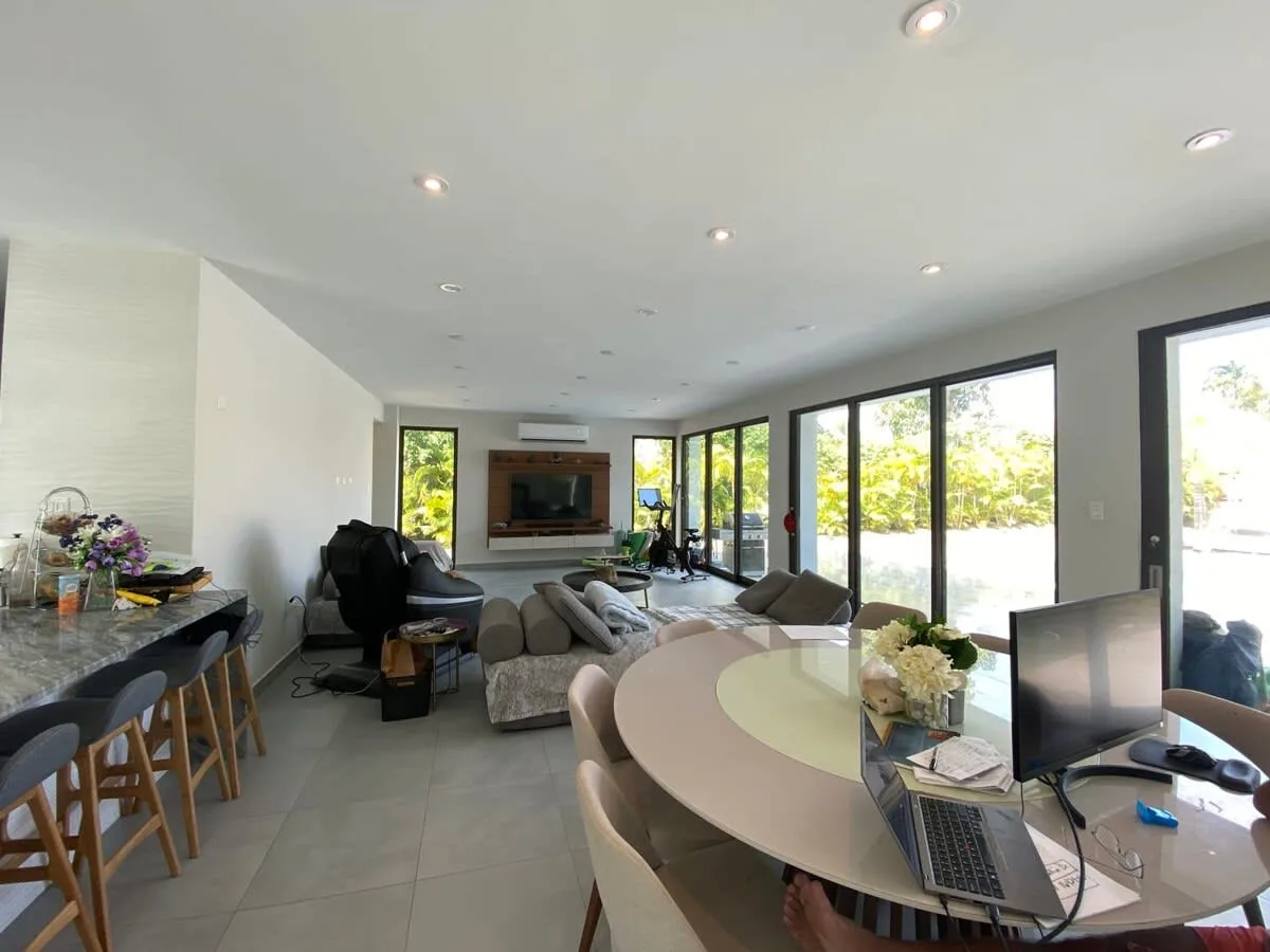 3 BR Singularly Beautiful Ferienhaus Villa, Foto 2