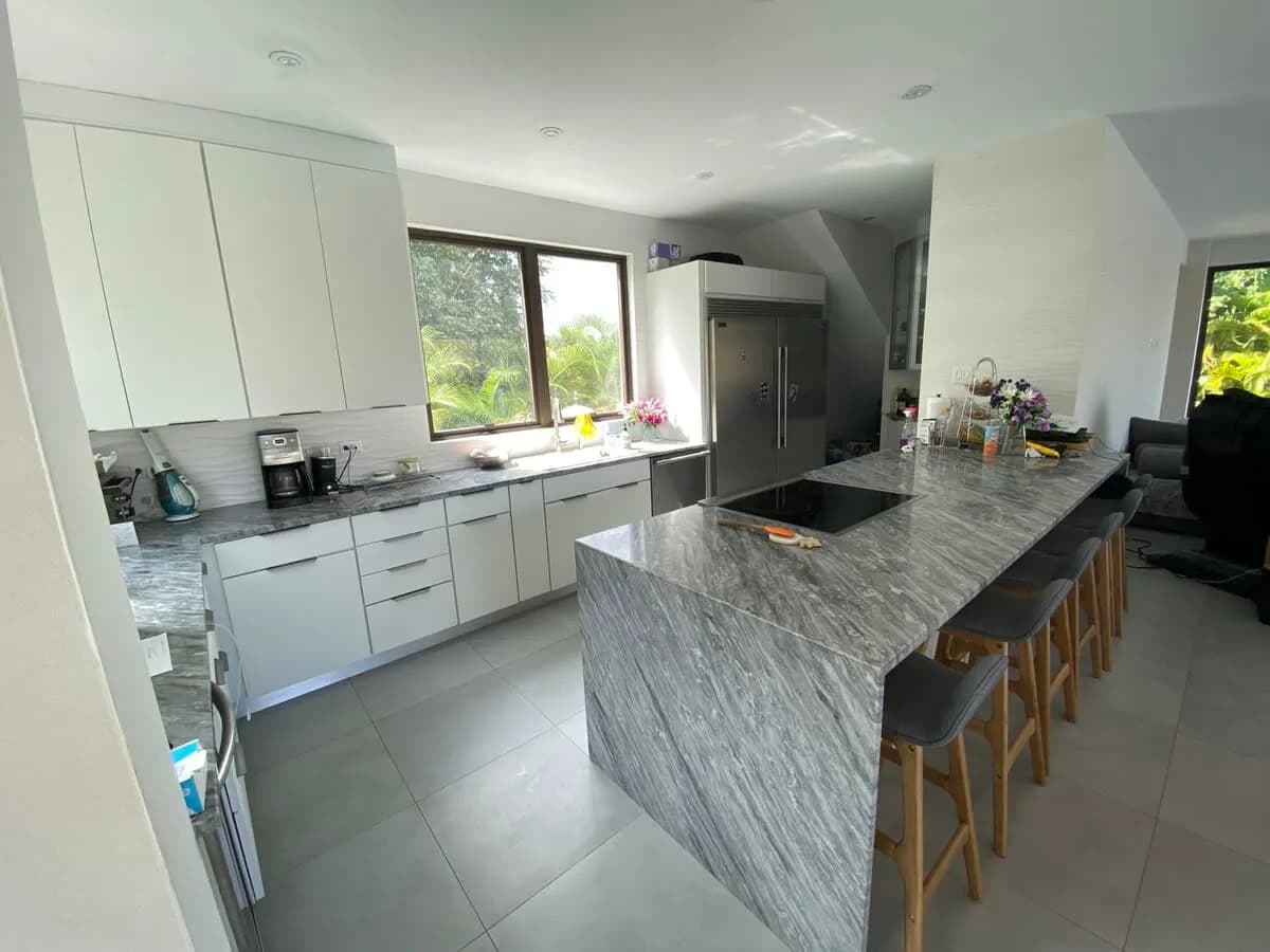 3 BR Singularly Beautiful Ferienhaus Villa, Foto 3