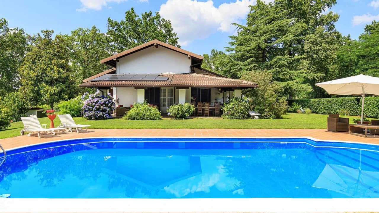 Peaceful Countryside Villa With Private Pool photo 5