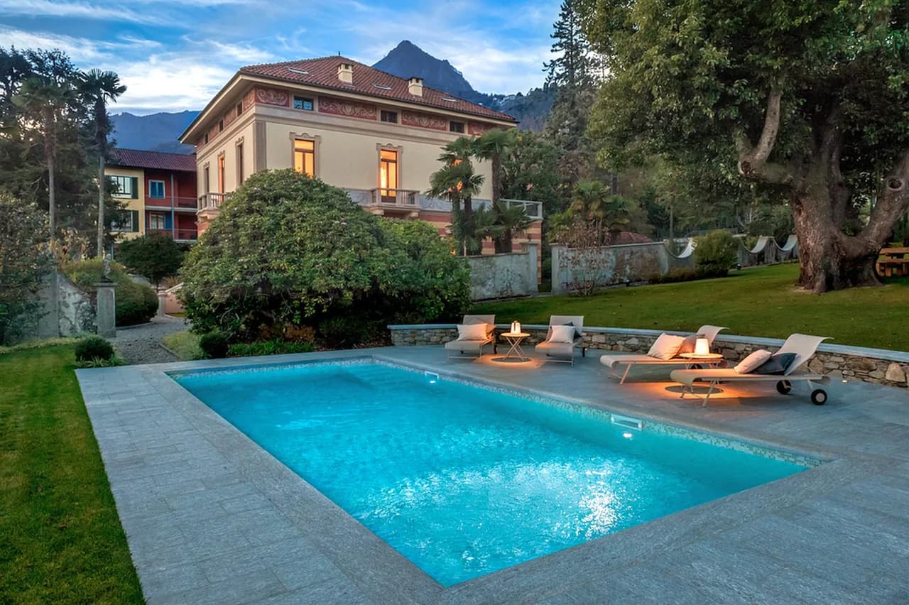Villa Exclusive en Bord de Lac Avec Piscine et Jardin Méditerranéen, photo 3