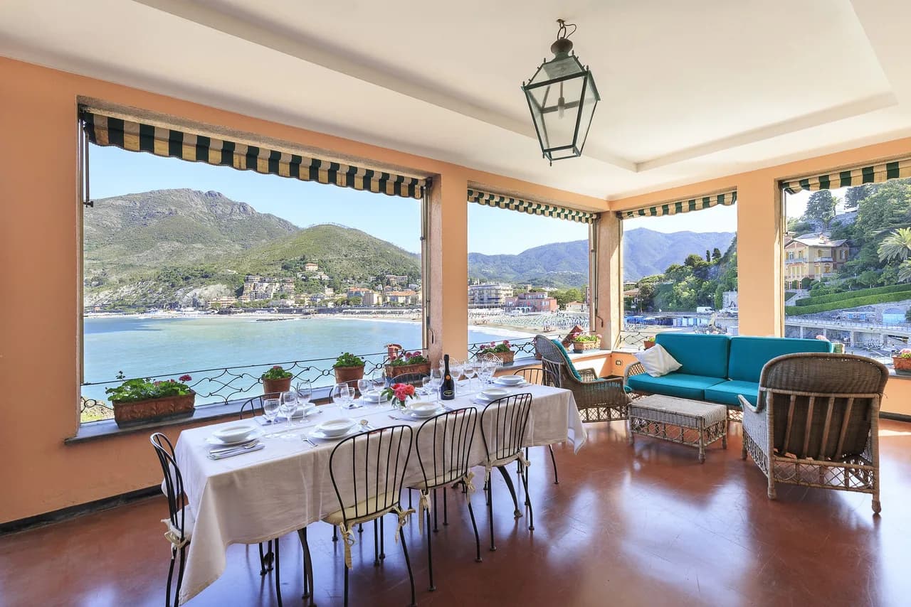 Außergewöhnliche 7 BR Villa in der Nähe des Meeres, Foto 4