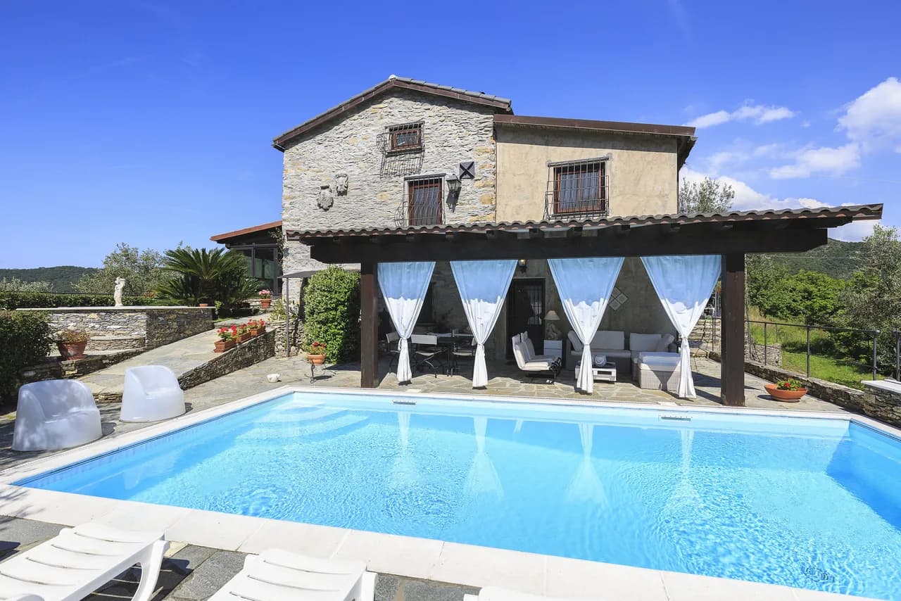 Belle Villa Privée Avec Piscine Et Vues Agréables Sur La Campagne, photo 2