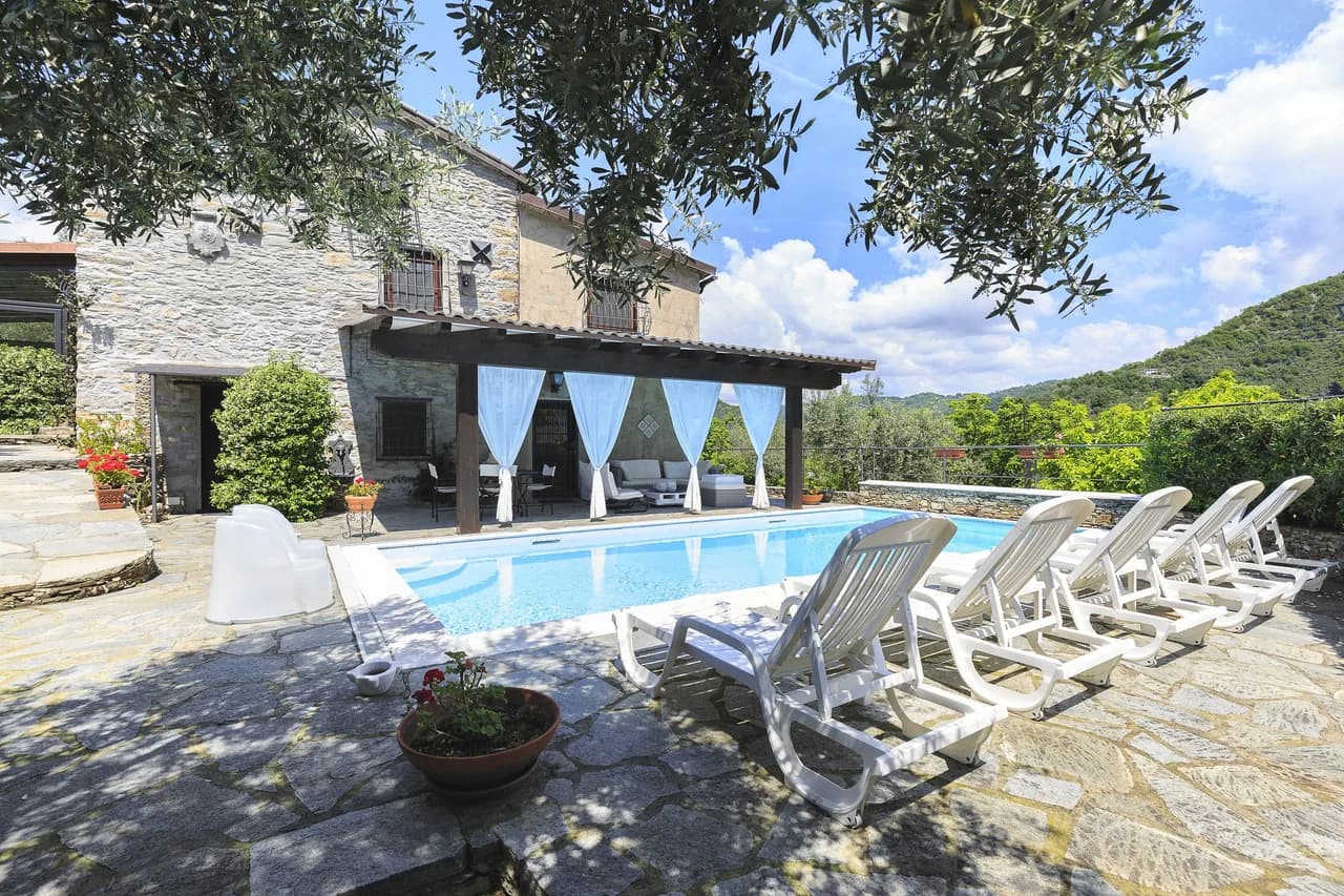 Belle Villa Privée Avec Piscine Et Vues Agréables Sur La Campagne, photo 3