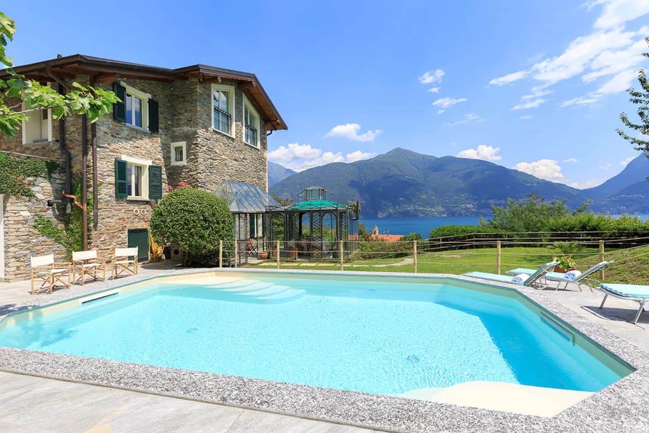 Magische Villa mit erstaunlichem Pool und Taverne über dem Comer See, Foto 3