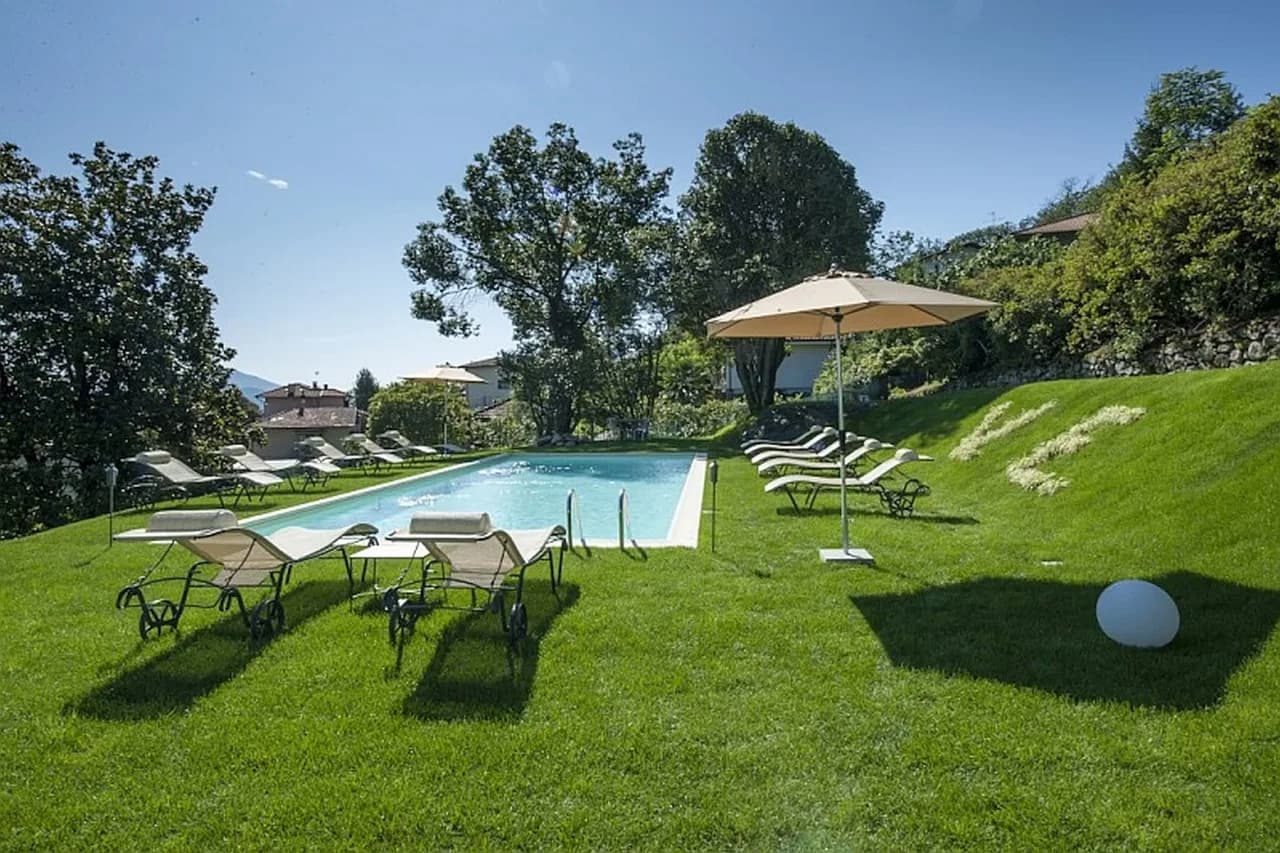 Luxuriöse Villa mit Pool mit Blick auf den Lago Maggiore, Foto 5