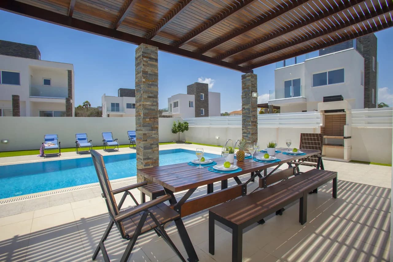 Fantastique Villa Moderne Avec Piscine et Vue Étonnante, photo 2
