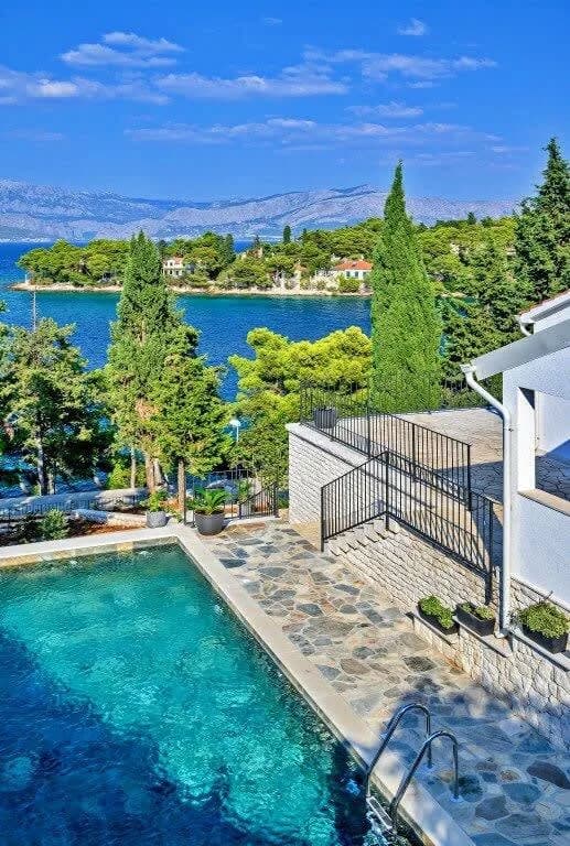 Villa luxueuse avec grand jardin et vue mer magnifique, photo 3