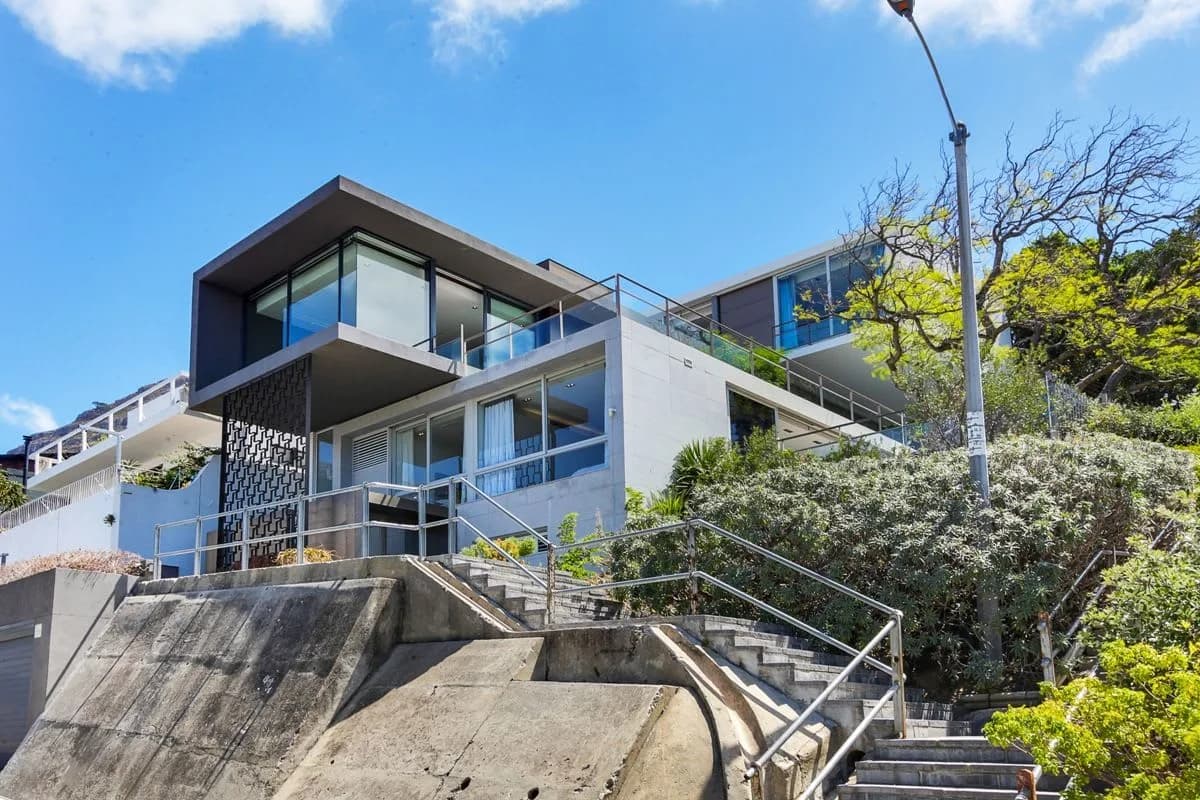Chice Villa mit Stadt- und Bergblick, Foto 4