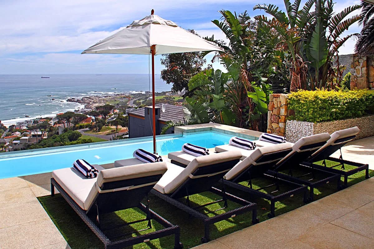 Exceptional Modern Villa Perfectly Positioned Between Slopes, Foto 5
