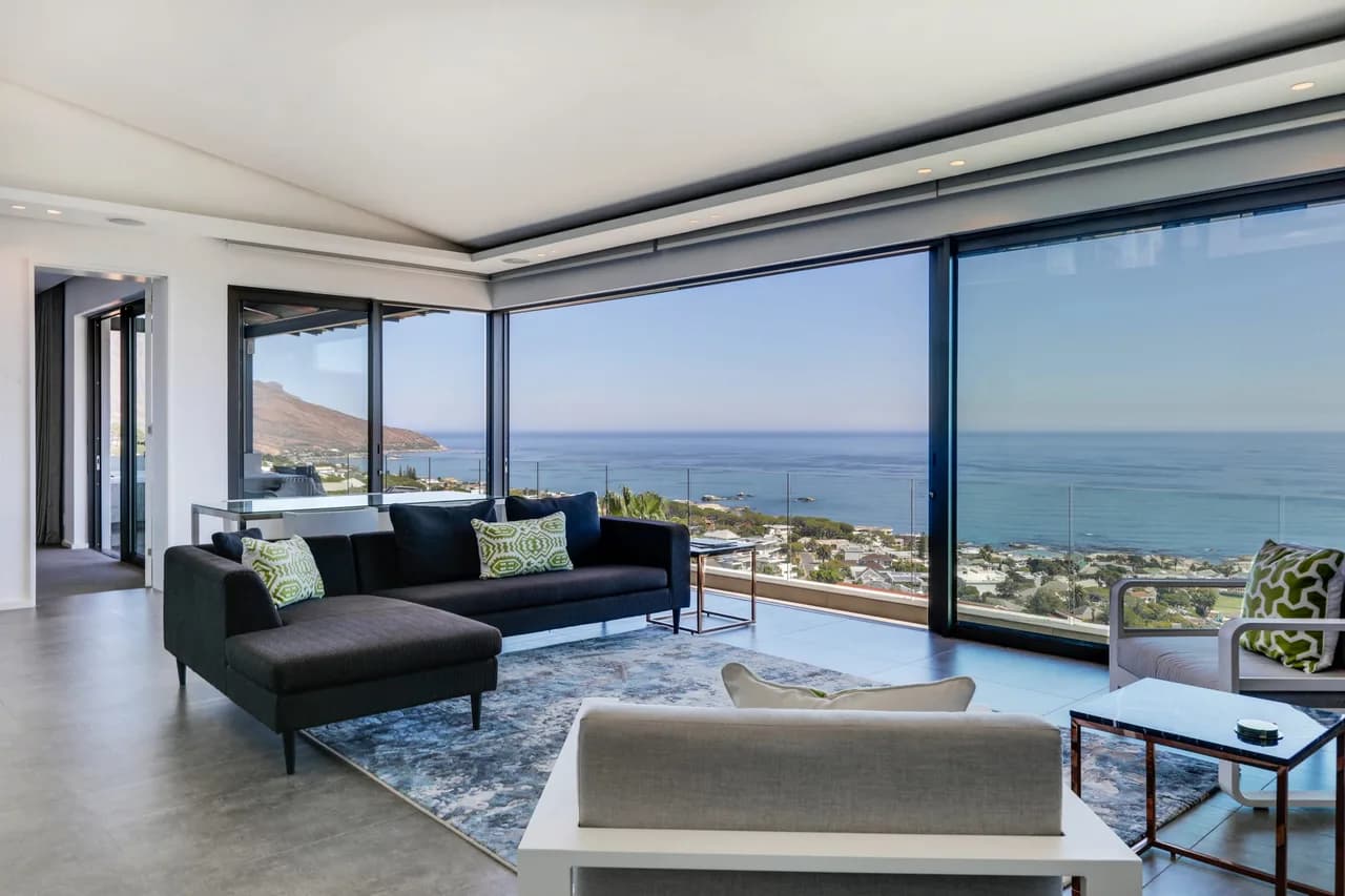 Gemütliches Apartment mit außergewöhnlichem Blick auf Camps Bay
