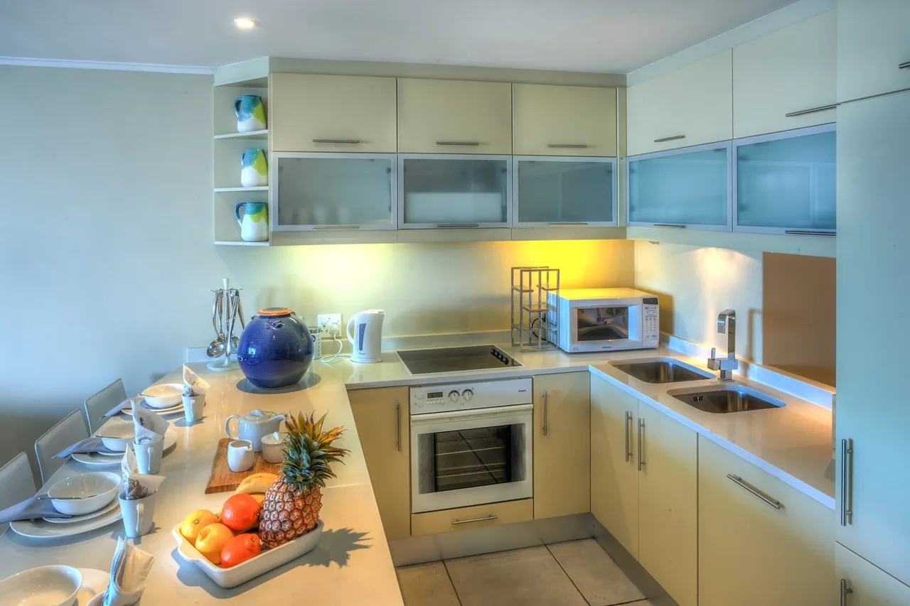Elegantes Apartment mit atemberaubendem Blick auf die Marina und den Ozean, Foto 4
