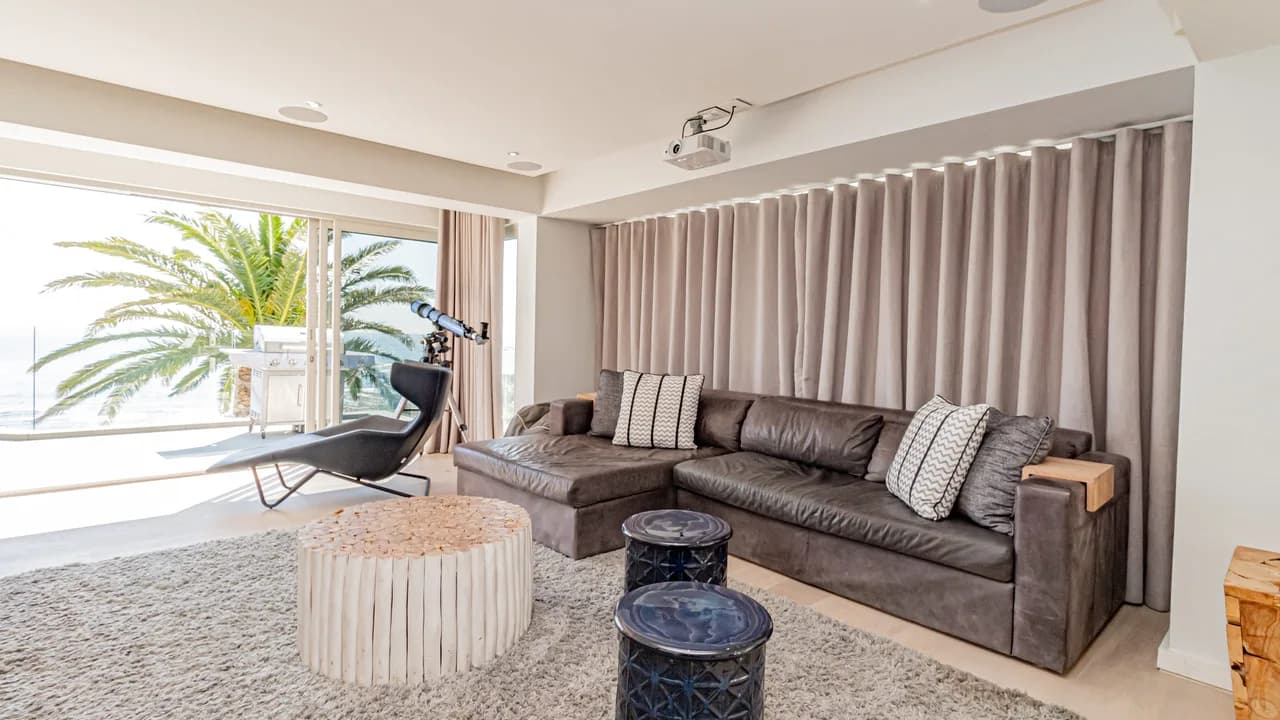 Magnificent Ocean View Apartment With Contemporary Chic Design, Foto 2