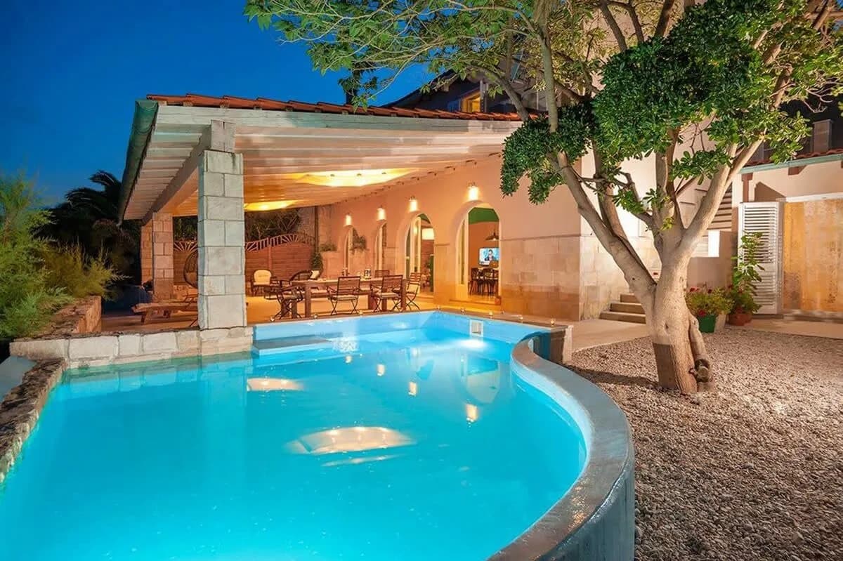 Villa tropicale avec une vue incroyable et une belle piscine, photo 2