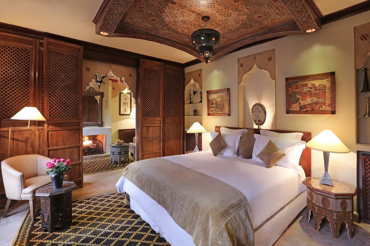 Suite Única y Lujosa con Estilo Contemporáneo y Acogedor