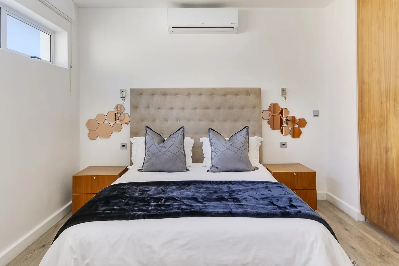 Modernes Apartment perfekt gelegen in der Nähe des Camps Bay Strandes, Foto 2