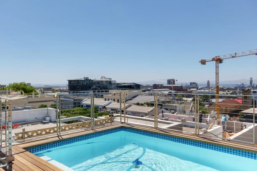 Peaceful Haven With Exceptional City Views