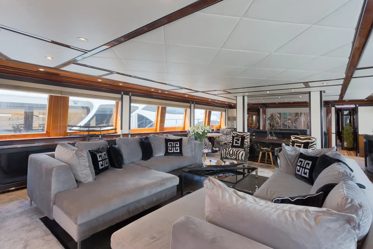 Yate de Lujo de 38m con Sala de Cine, foto 2