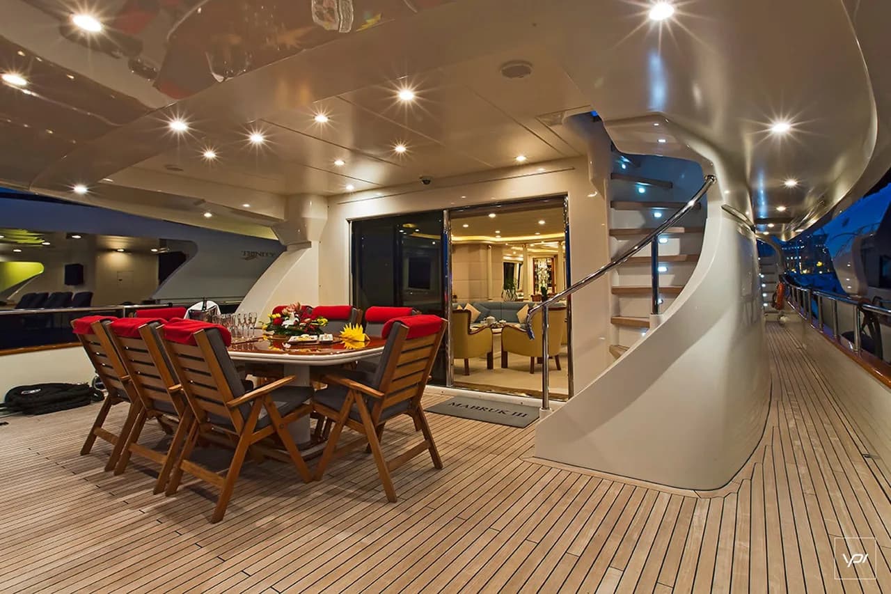 35,05 m luxuriöse Motoryacht mit Sauna und Jacuzzi auf dem Deck, Foto 4