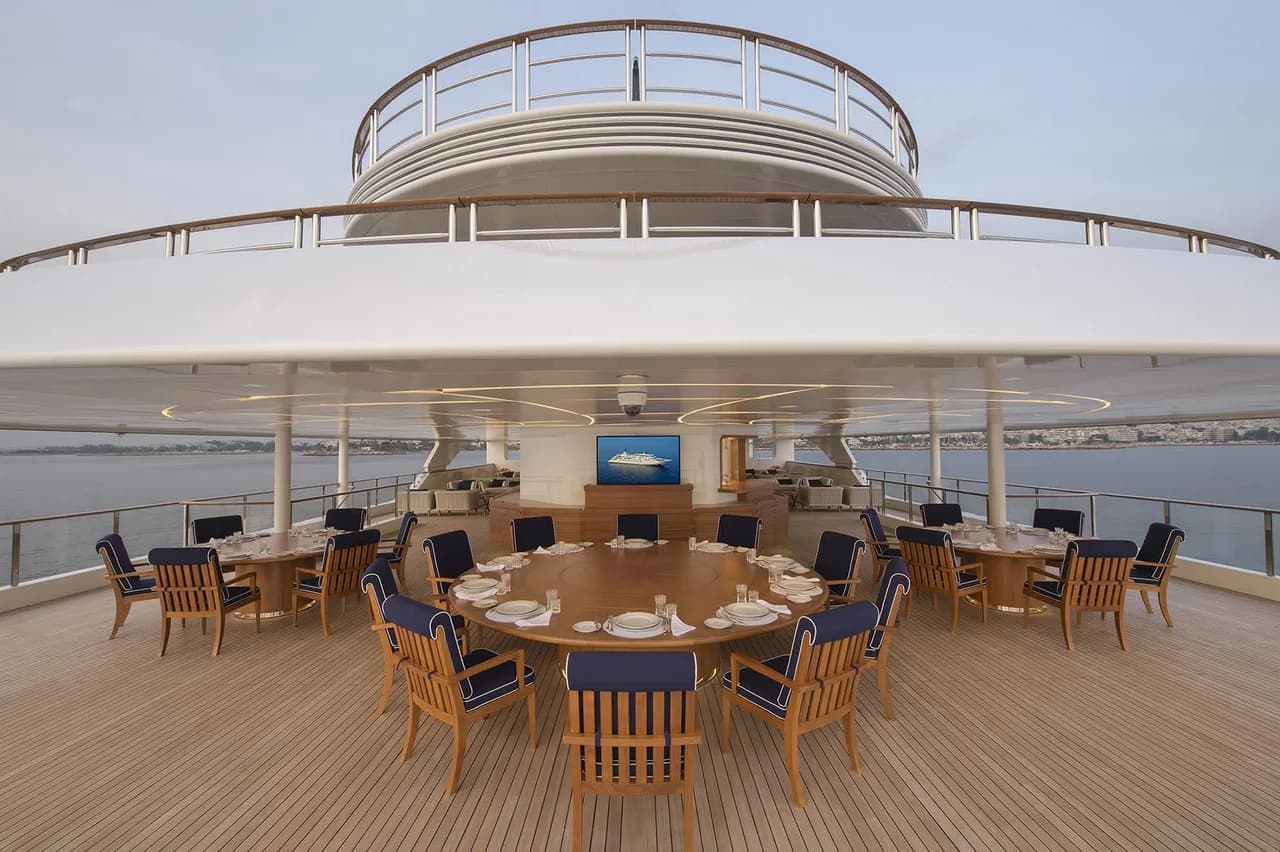 Magnifique Superyacht de 106,5 m avec Salle de Gym et Piscine, photo 5
