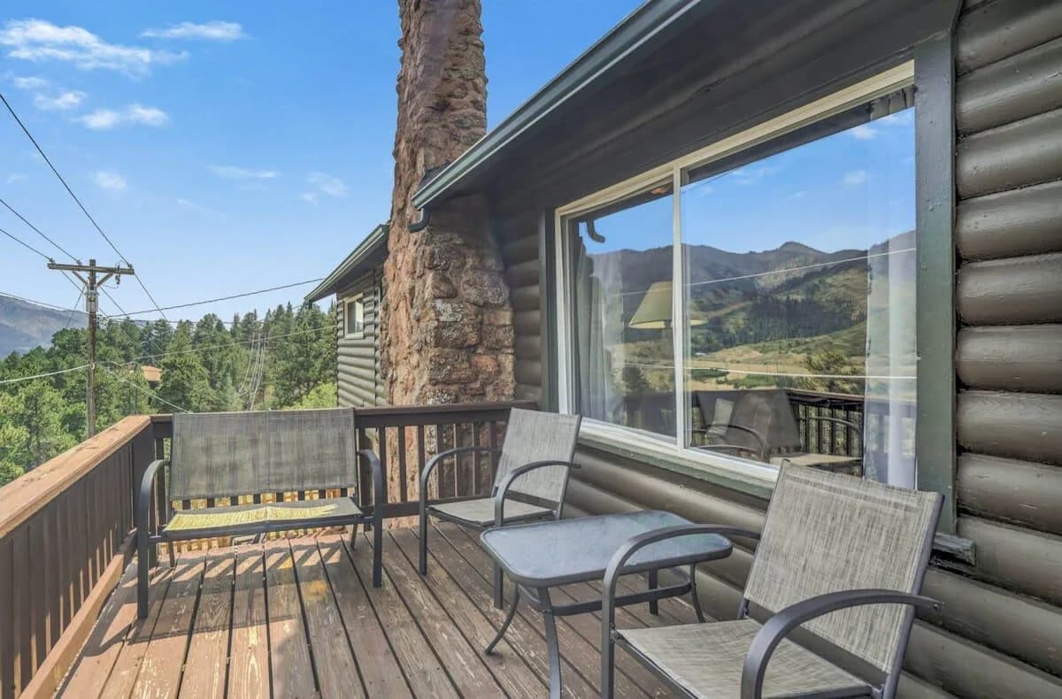 3BD Log Cabin Pikes Peak and Garden of the Gods photo 5