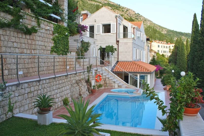 Traditional Modern Design Villa With Adriatic Sea Views