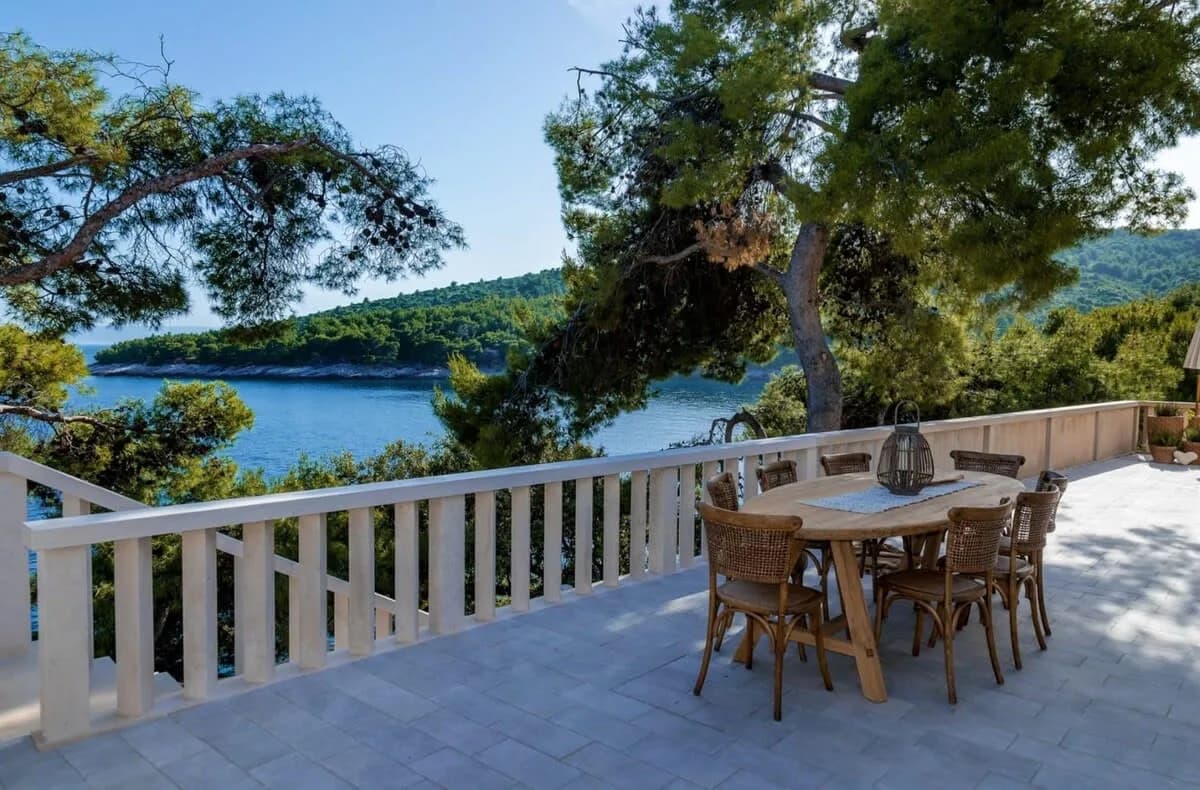 Villa de Escapada Junto al Mar con Increíble Vista