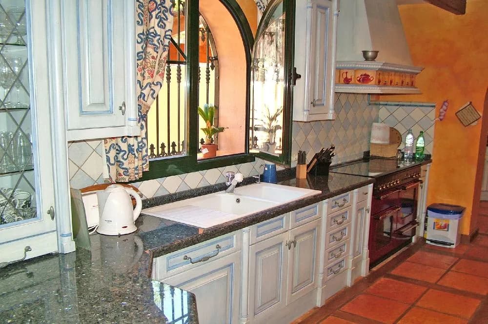 Villa Luxueuse à Marbella à Quelques Pas de la Plage, photo 3