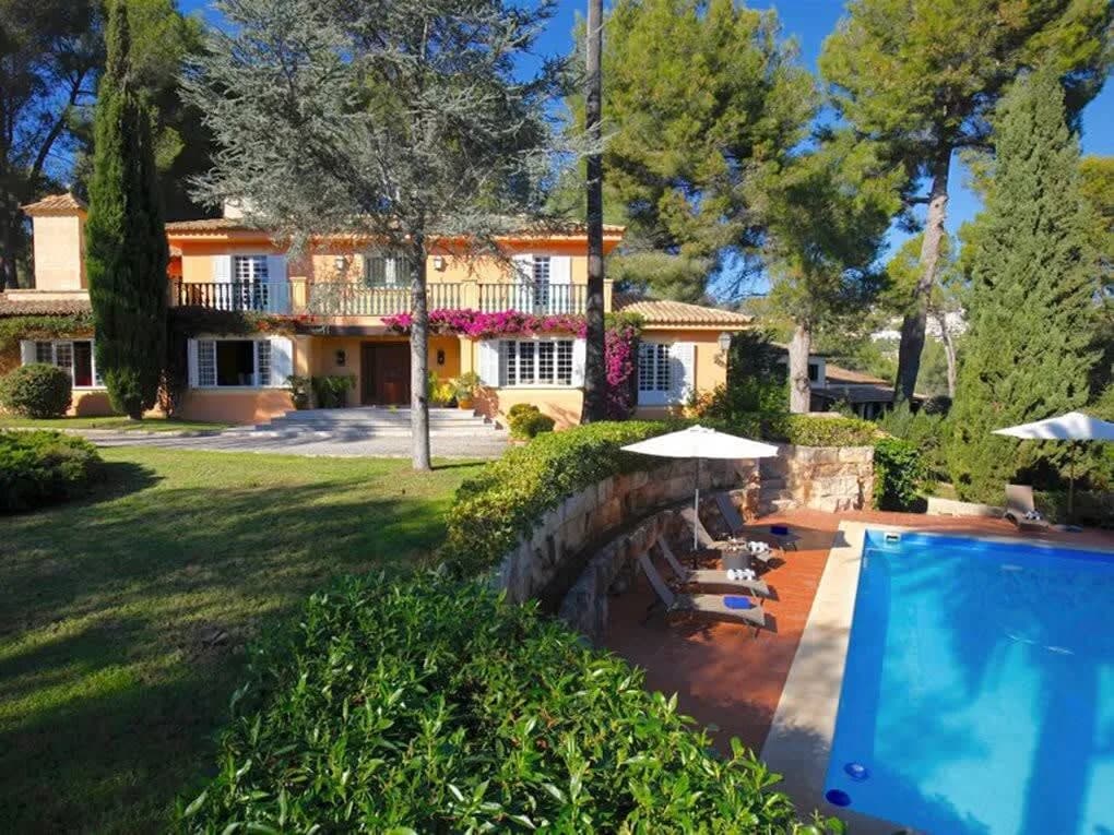 Casa Moderna de Lujo con Muebles Asombrosos y Piscina, foto 5