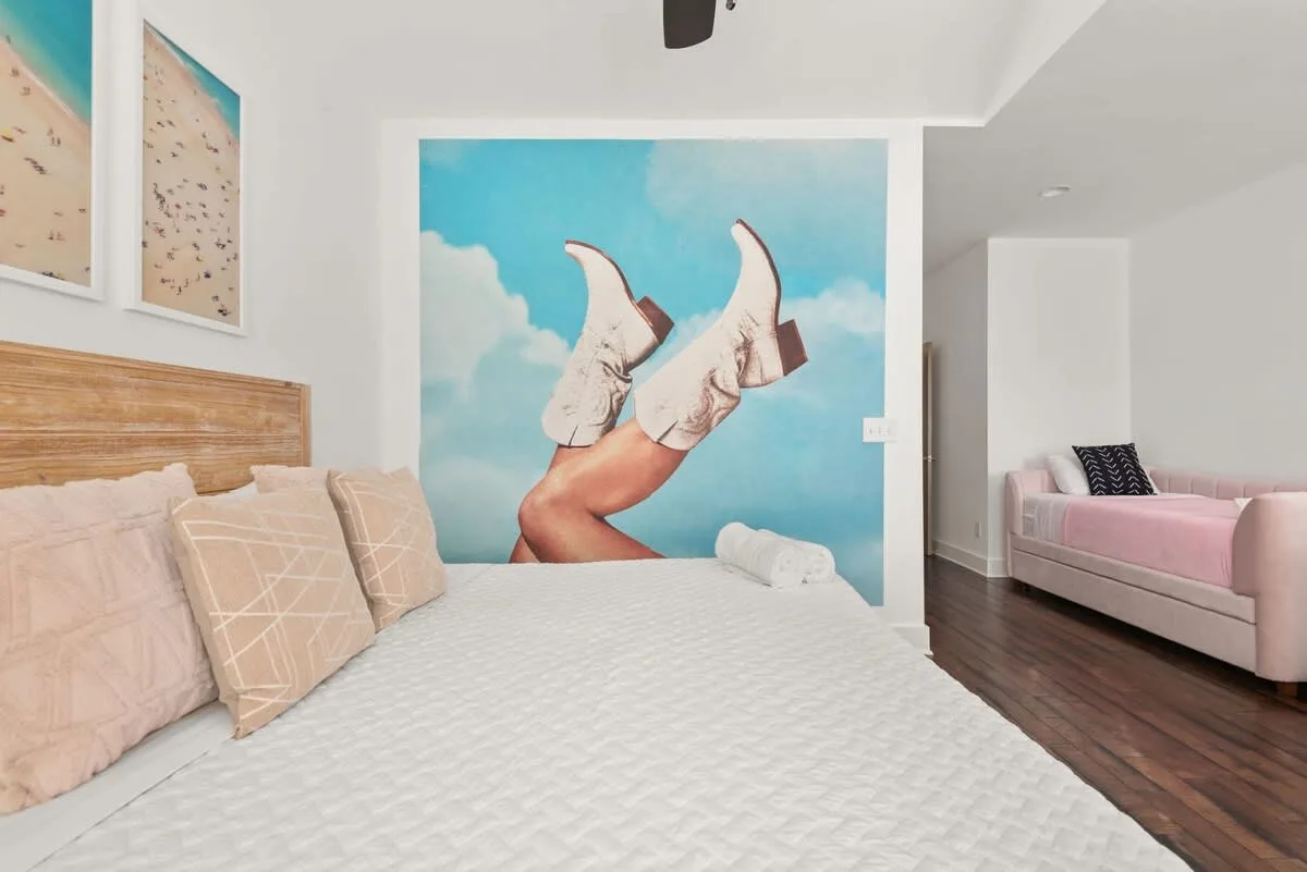 Luxury Four Bedroom Retreat in Nashville photo 2