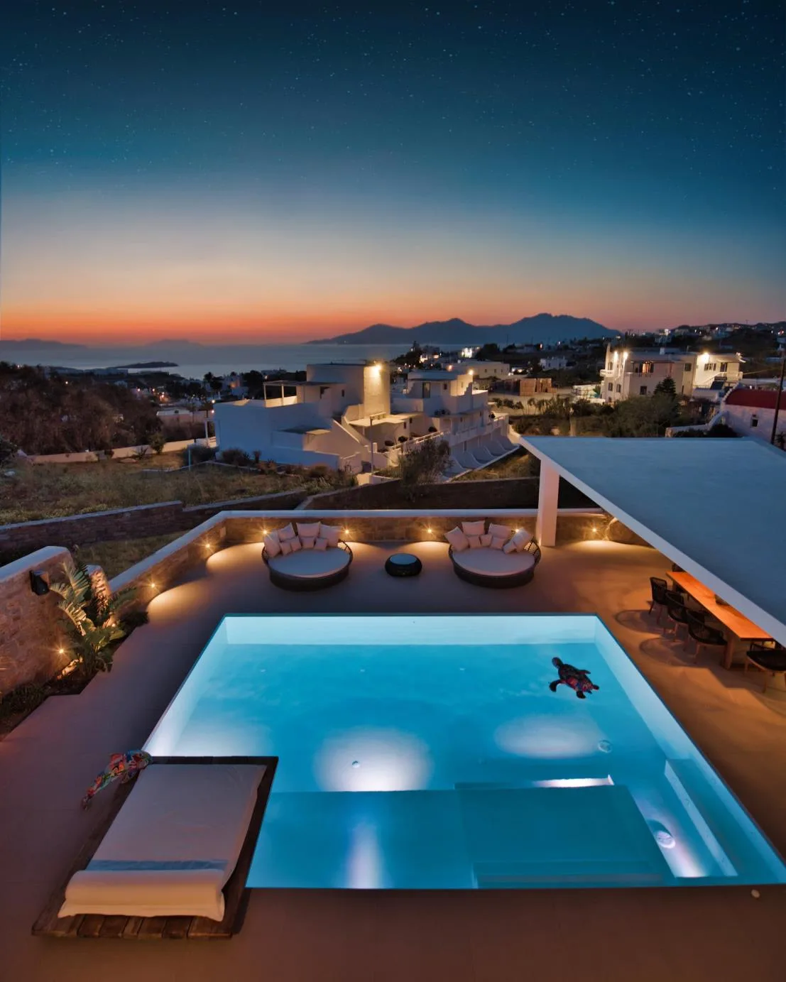 Divina Villa de Diseño con Profundo Azul de Piscina, foto 5