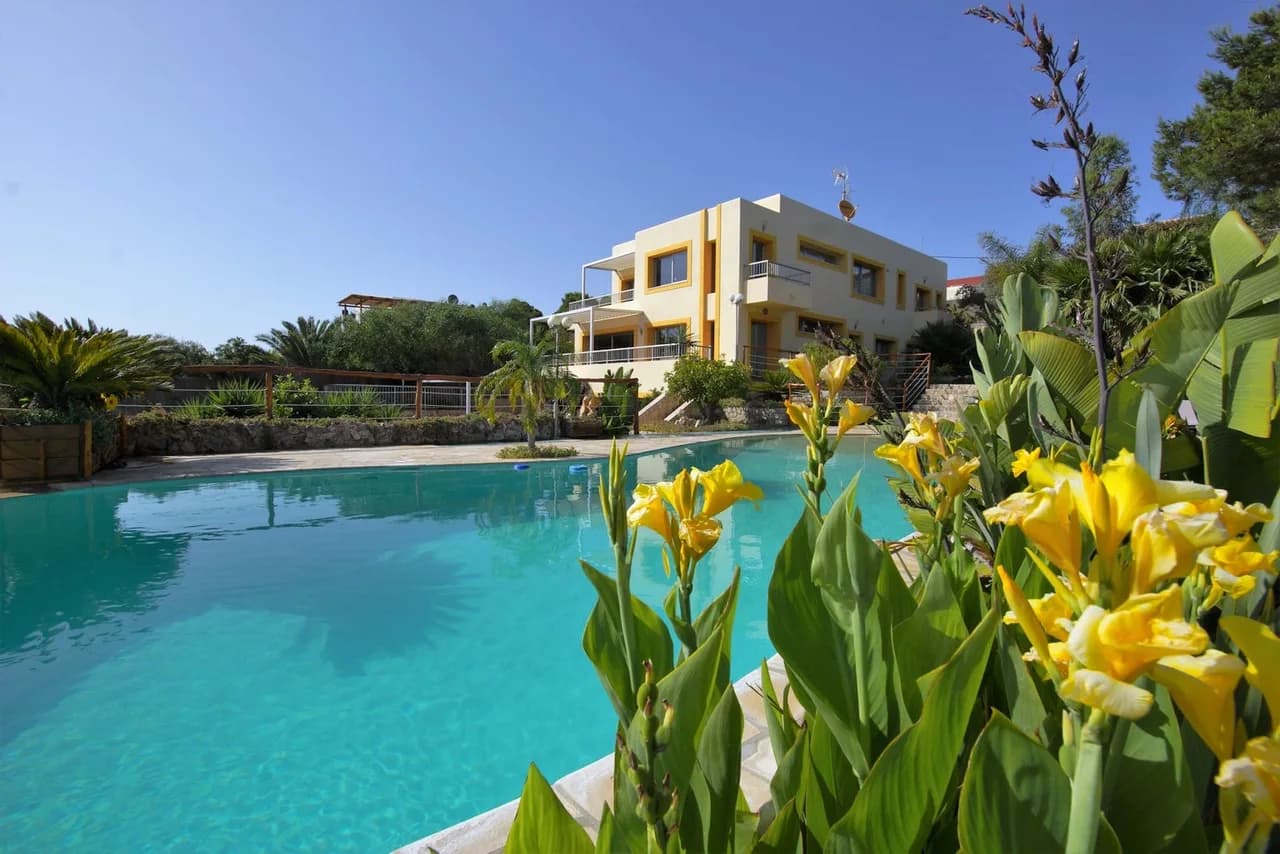Encantadora casa de pueblo con hermosa piscina, cerca de Ibiza Town, foto 4