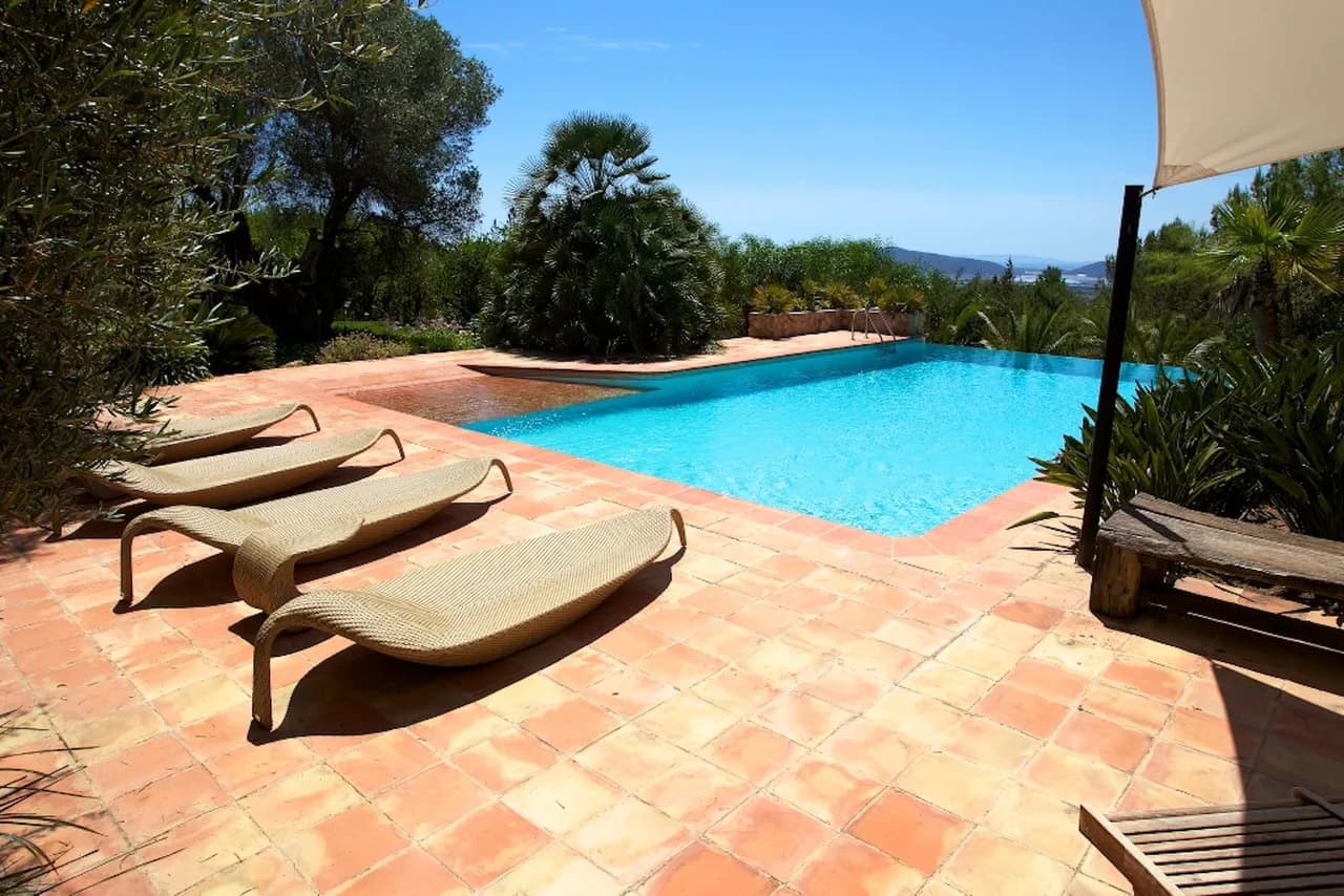 Villa de Lujo en Jardines Bellamente Paisajísticos Cerca de Ibiza, foto 4