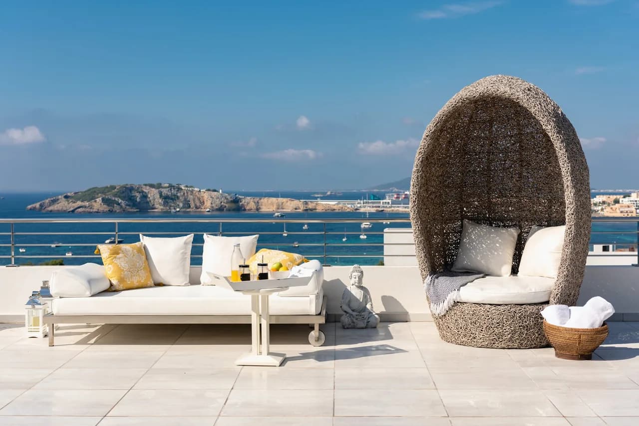 Hermosa villa recién construida con grandes vistas al mar en una zona muy solicitada cerca de Talamanca, foto 3