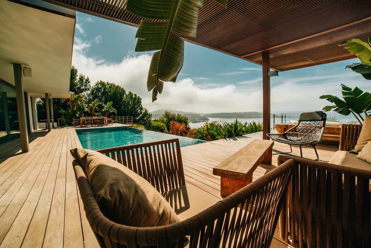 Idyllic Ibizan pad with gold-standard views photo 5