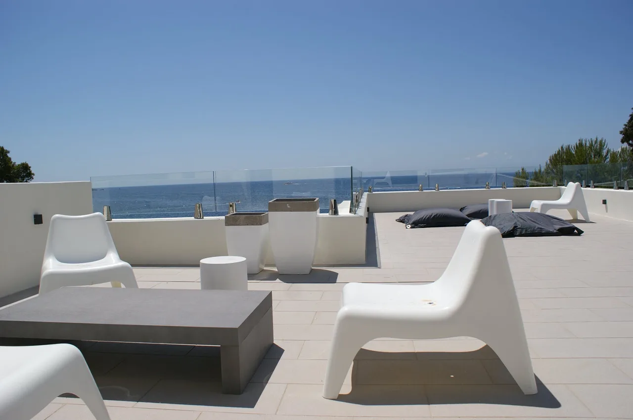 Propiedad de 4 habitaciones en primera línea, con una vista al mar excepcional, perfectamente ubicada cerca de la playa, foto 5