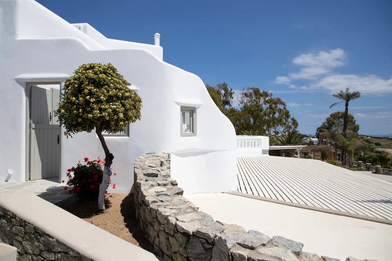 Perfekte Kombination aus traditioneller kykladischer Architektur und modernem Luxus, Foto 5