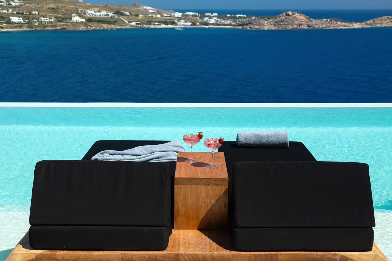 Eine exquisite Villa mit atemberaubenden Außenbereichen, Foto 3
