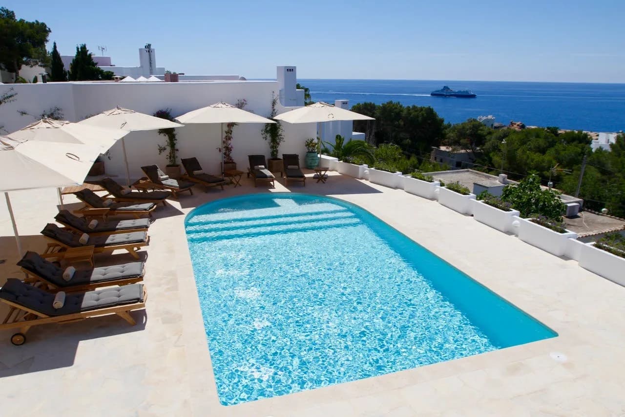 Estilosa villa ibicenca, hermosas vistas al mar, cerca de la ciudad de Ibiza