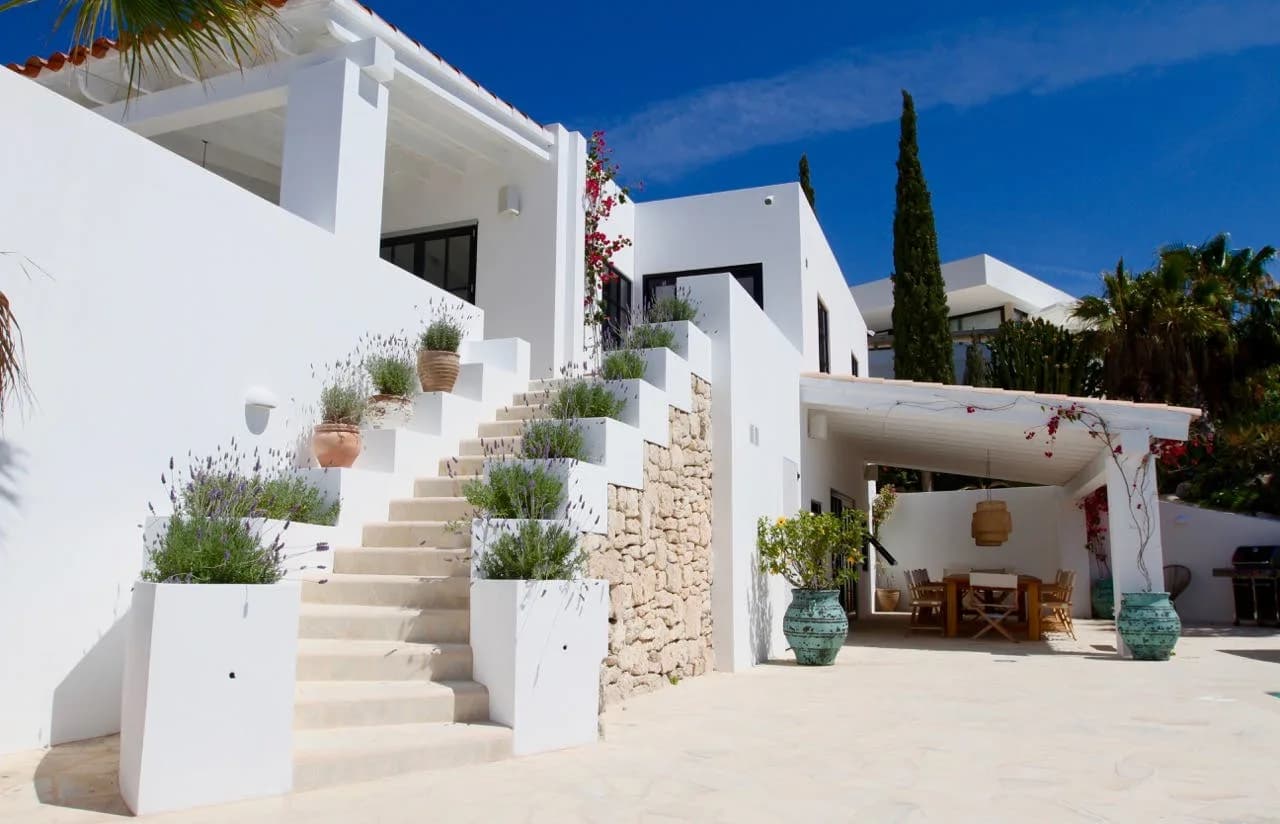 Estilosa villa ibicenca, hermosas vistas al mar, cerca de la ciudad de Ibiza, foto 3