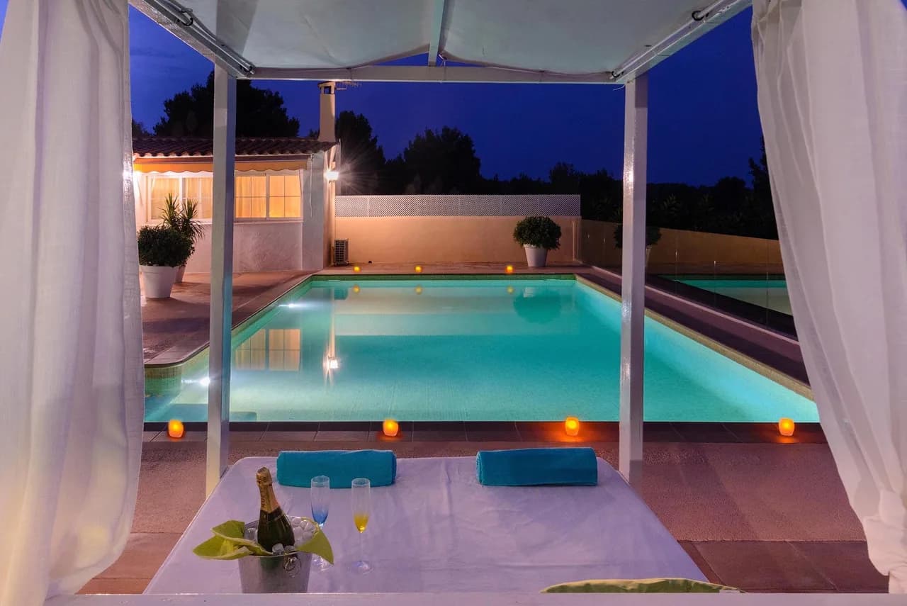 Brillante y Espaciosa Villa con Espectaculares Vistas a las Montañas, foto 5