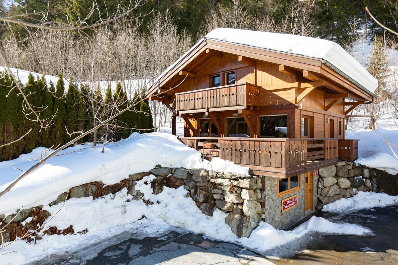 Chalet Excepcional en el Bosque con Muebles Lujosos
