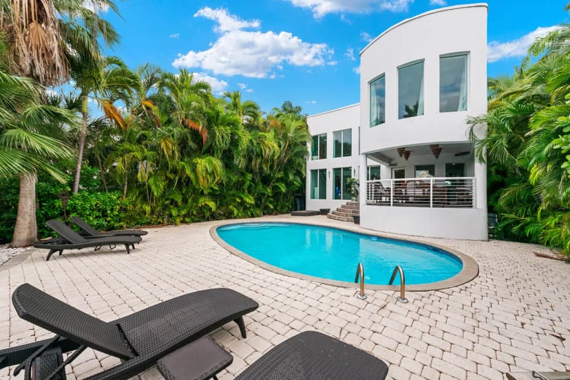 Prestigious Home with Beautiful Outdoor Covered Deck