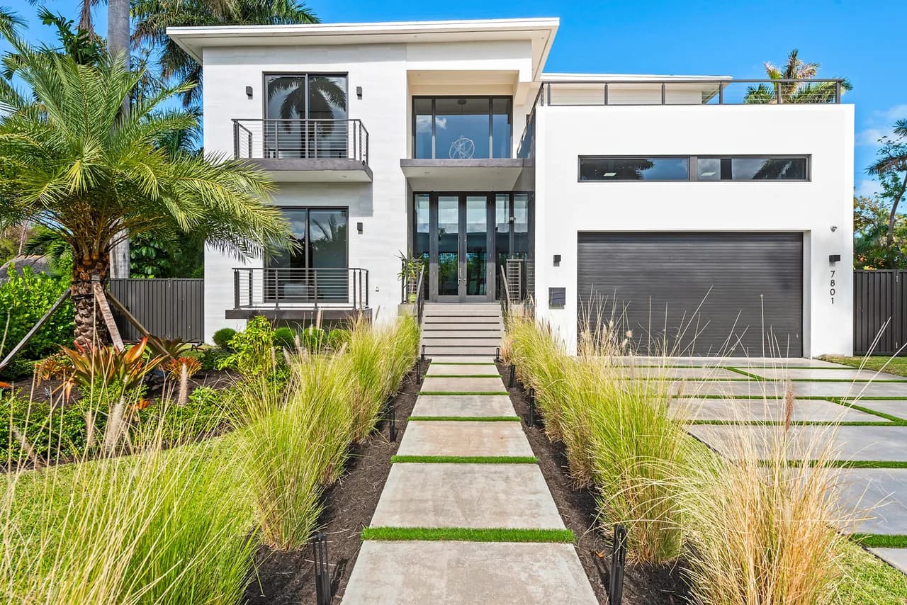 Villa au style moderne transitionnel avec espaces de vie expansifs, photo 5