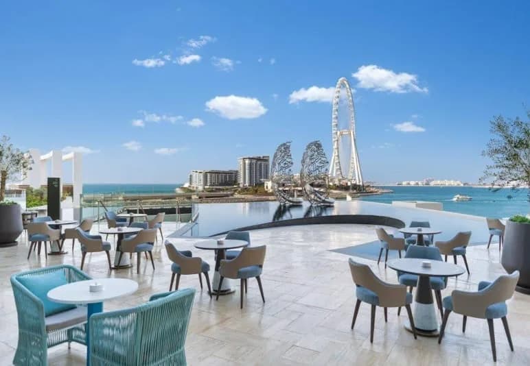 Residencia de lujo frente a la playa con vistas impresionantes, foto 4