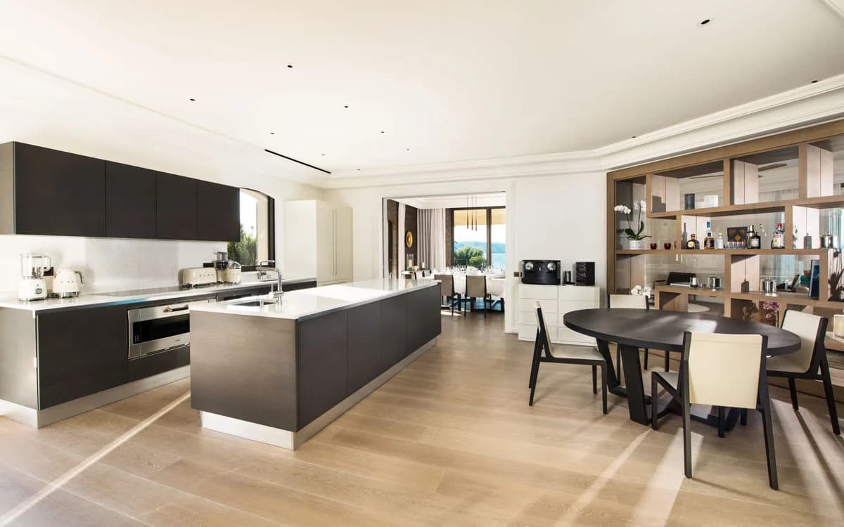 TRAUMVILLA IN ST TROPEZ, Foto 2