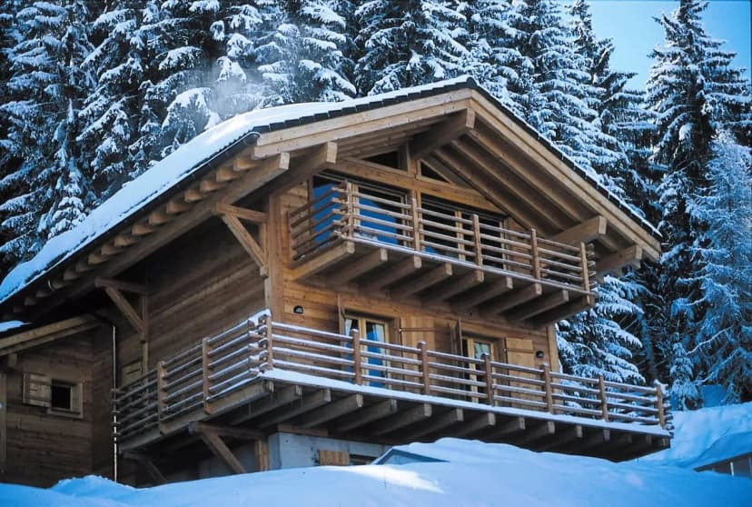 Luxurious Chalet with Indoor Pool in Verbier