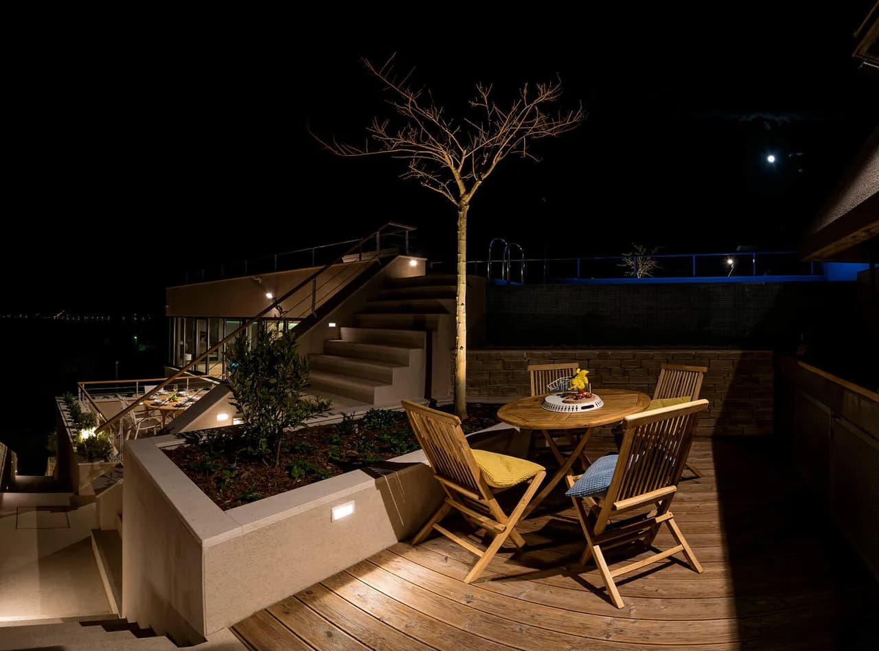 VILLA ÉLÉGANTE INDÉPENDANTE AVEC PISCINE PRIVÉE ET VUES IMPRENABLES, photo 5
