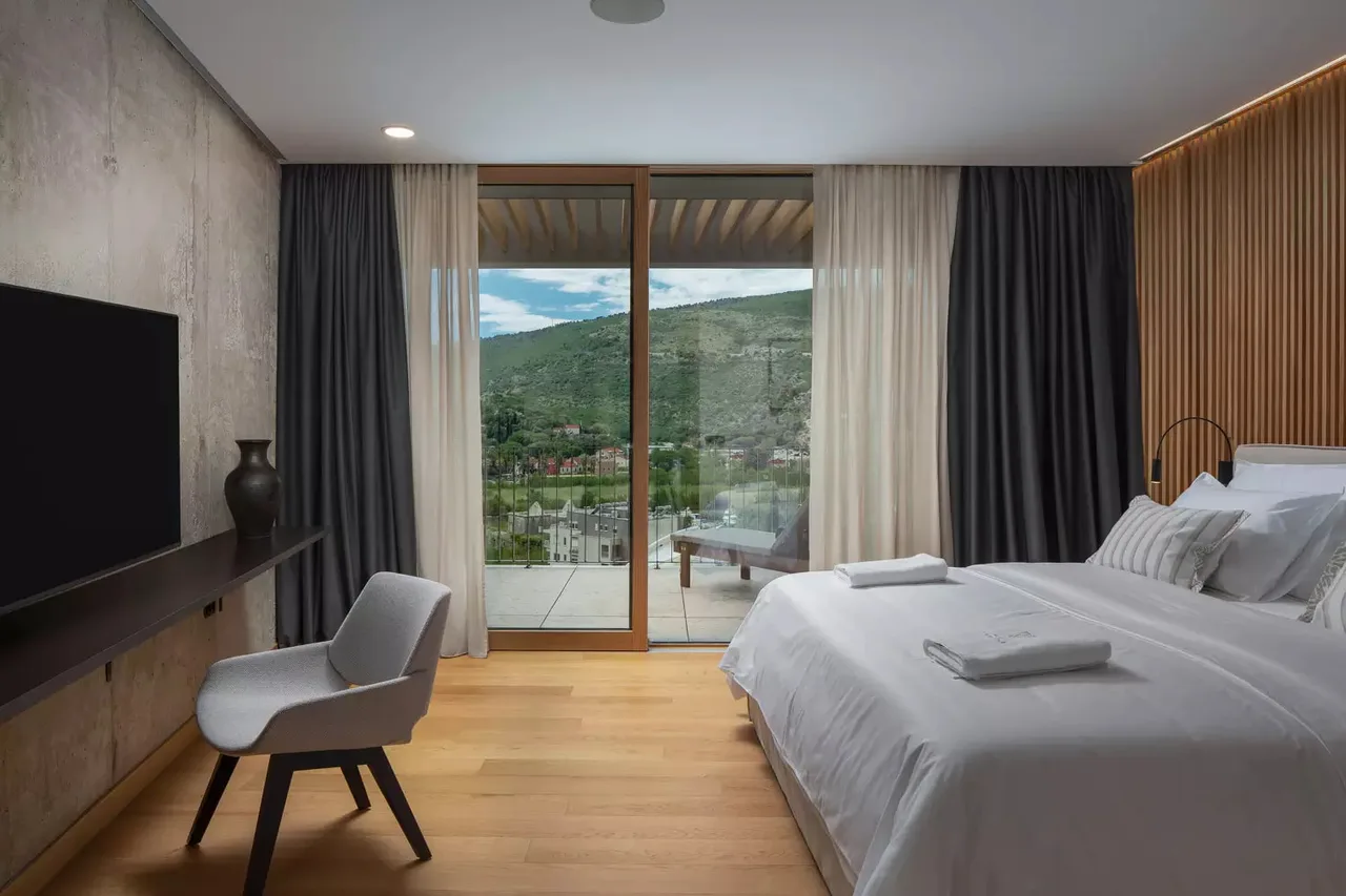 LUXURY VILLA WITH BEAUTIFUL POOL AND MOUNTAIN VIEW photo 3
