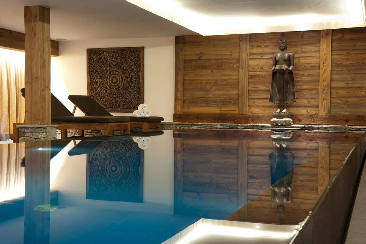 CHALET DELUXE EXTRAVAGANTE CON PISCINA INTERIOR Y JACUZZI, foto 4